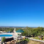 לינה וארוחת בוקר Vista Magica Santa Bárbara de Nexe