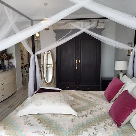 Vista Magica Bed & Breakfast 4*